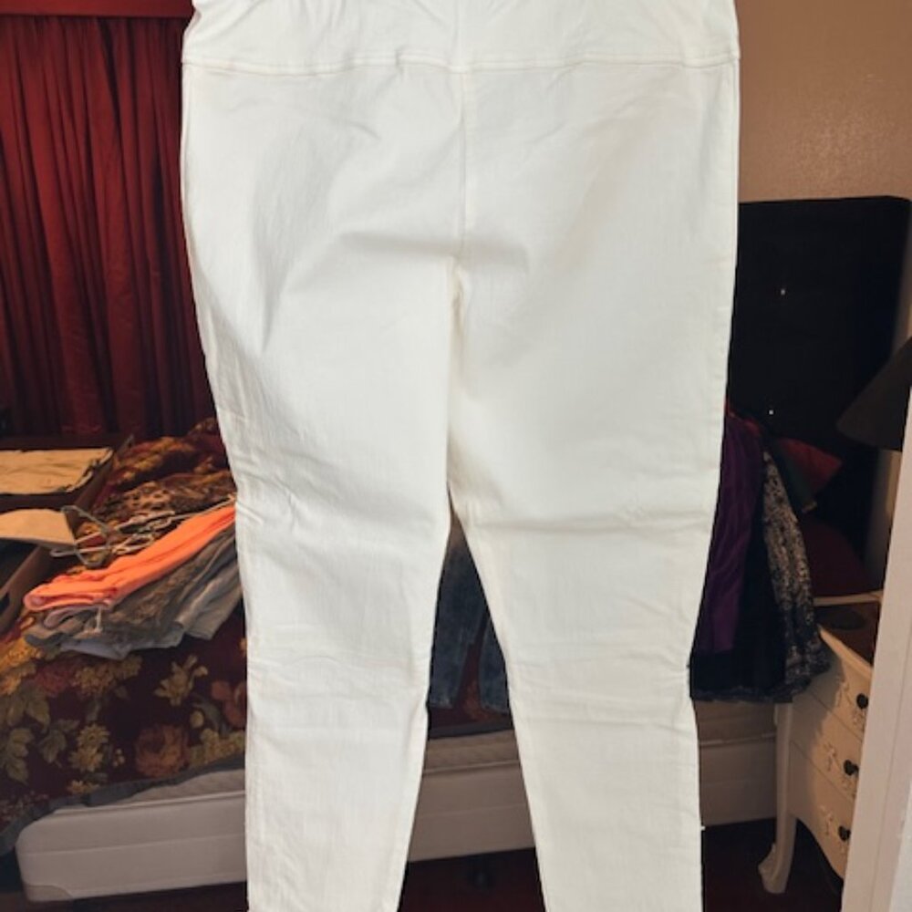 Pants - Picture 2 of 10